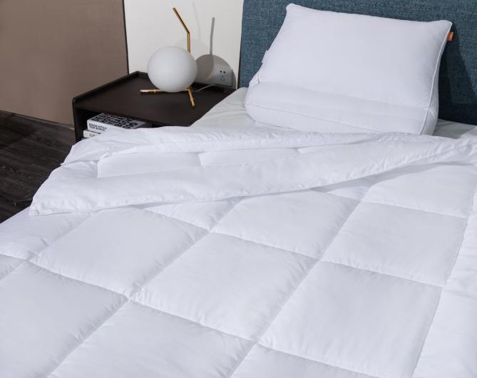 Product: ComfortAce Comforters