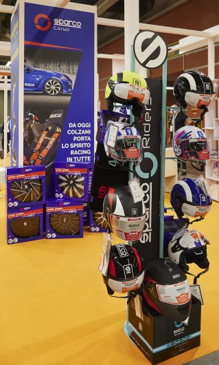 Automechanika - Exhibitors & Products 2022 - Colzani S.p.A. a Socio Unico -  SPARCO HELMETS