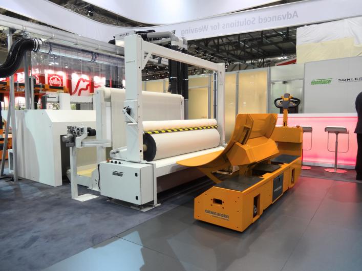 Product: Multi-purpose truck for transport of warp beams and big batches