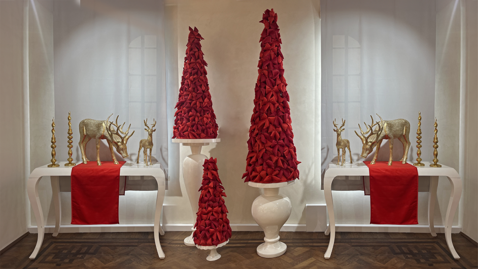 Product: Iconic Bow Christmas Tree - Designed Exclusively by Tonosutono