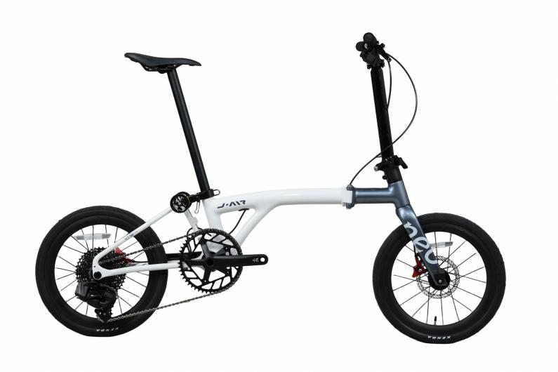 Product: NEO Carbon
