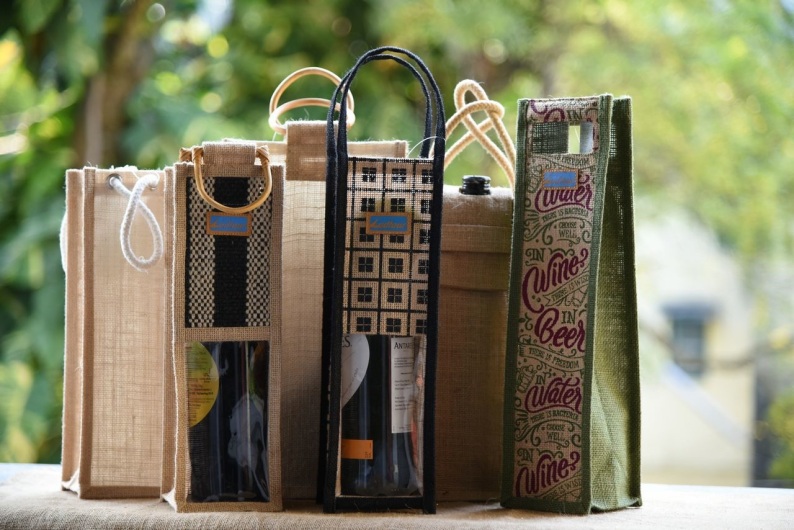 hessian wine bottle bags