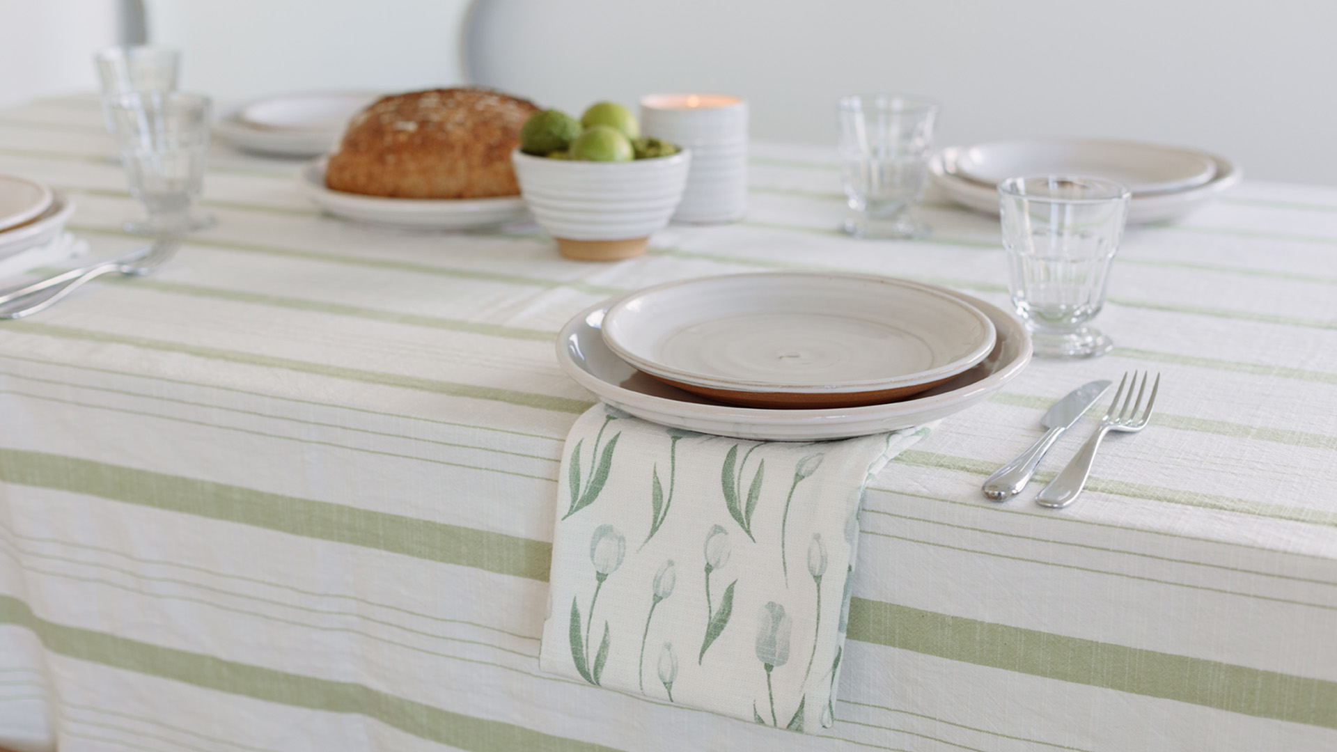 TABLE LINENS