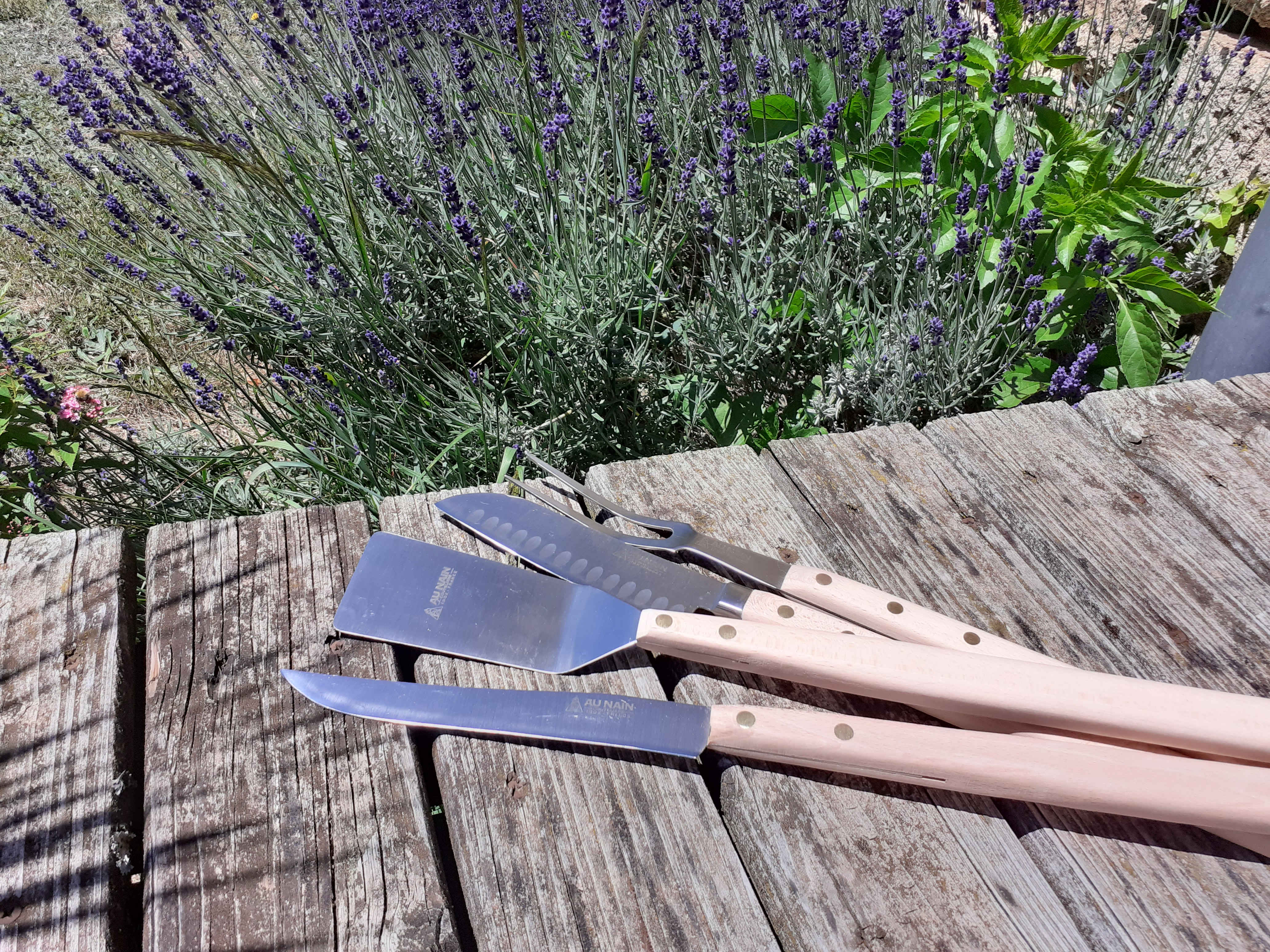 Au Nain butcher's knives