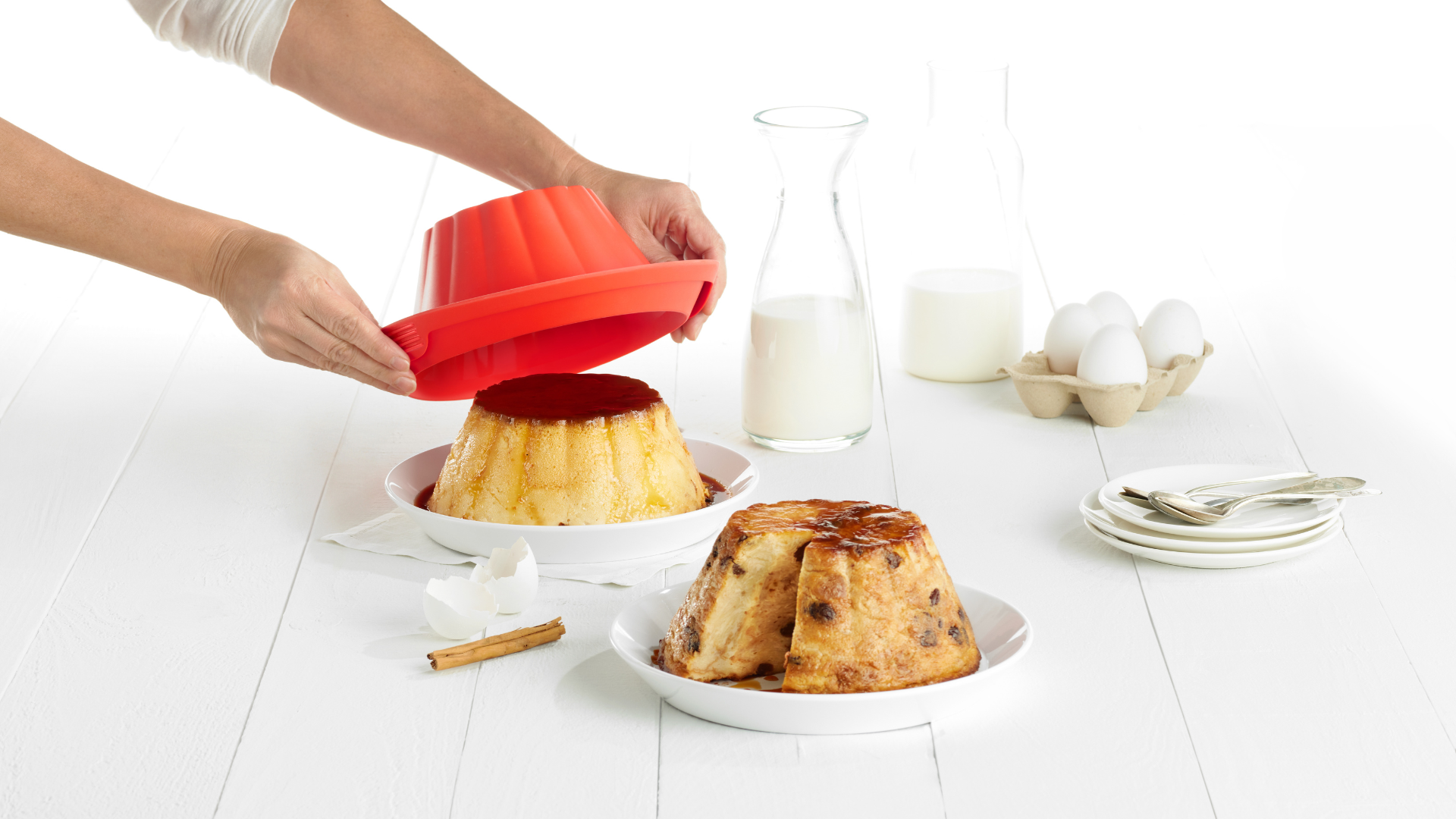 Pudding Mould with Plate - Lékué