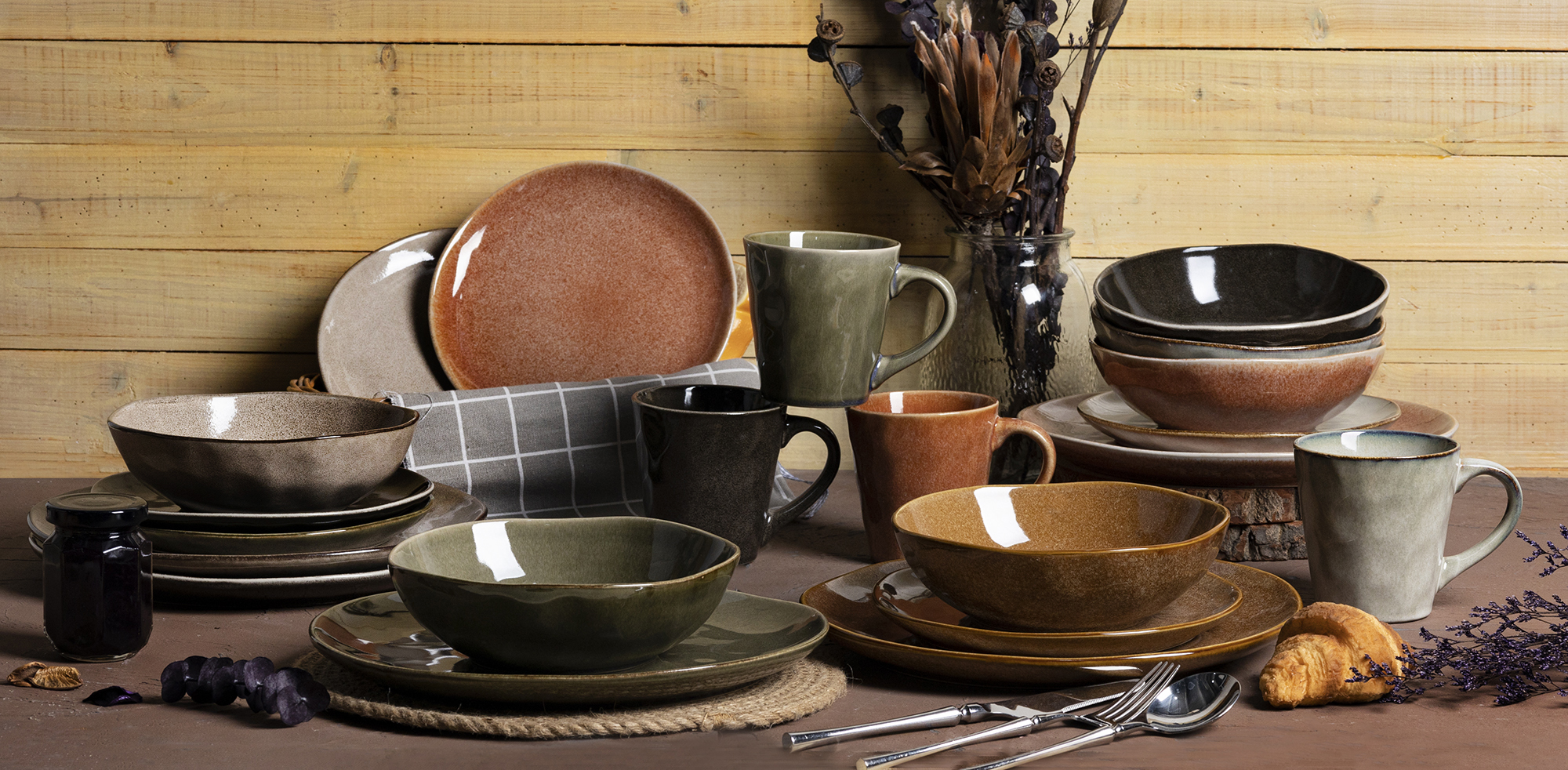 Organic Unique Reactive Glaze Rustic Ceramic Dinner Set