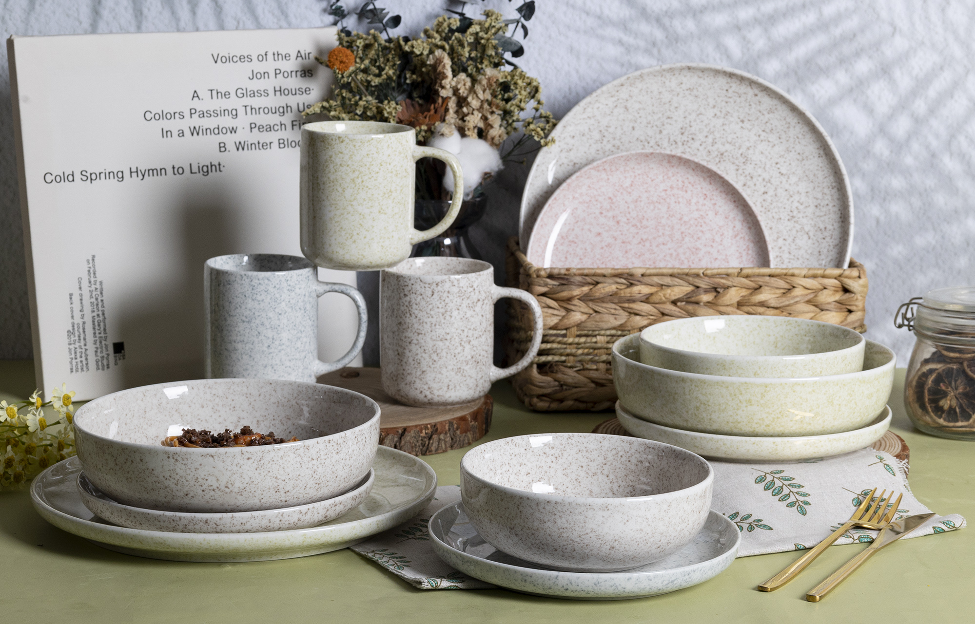Rustic Speckled Porcelain Dinnerware Set – Neutral Tones for Everyday Dining