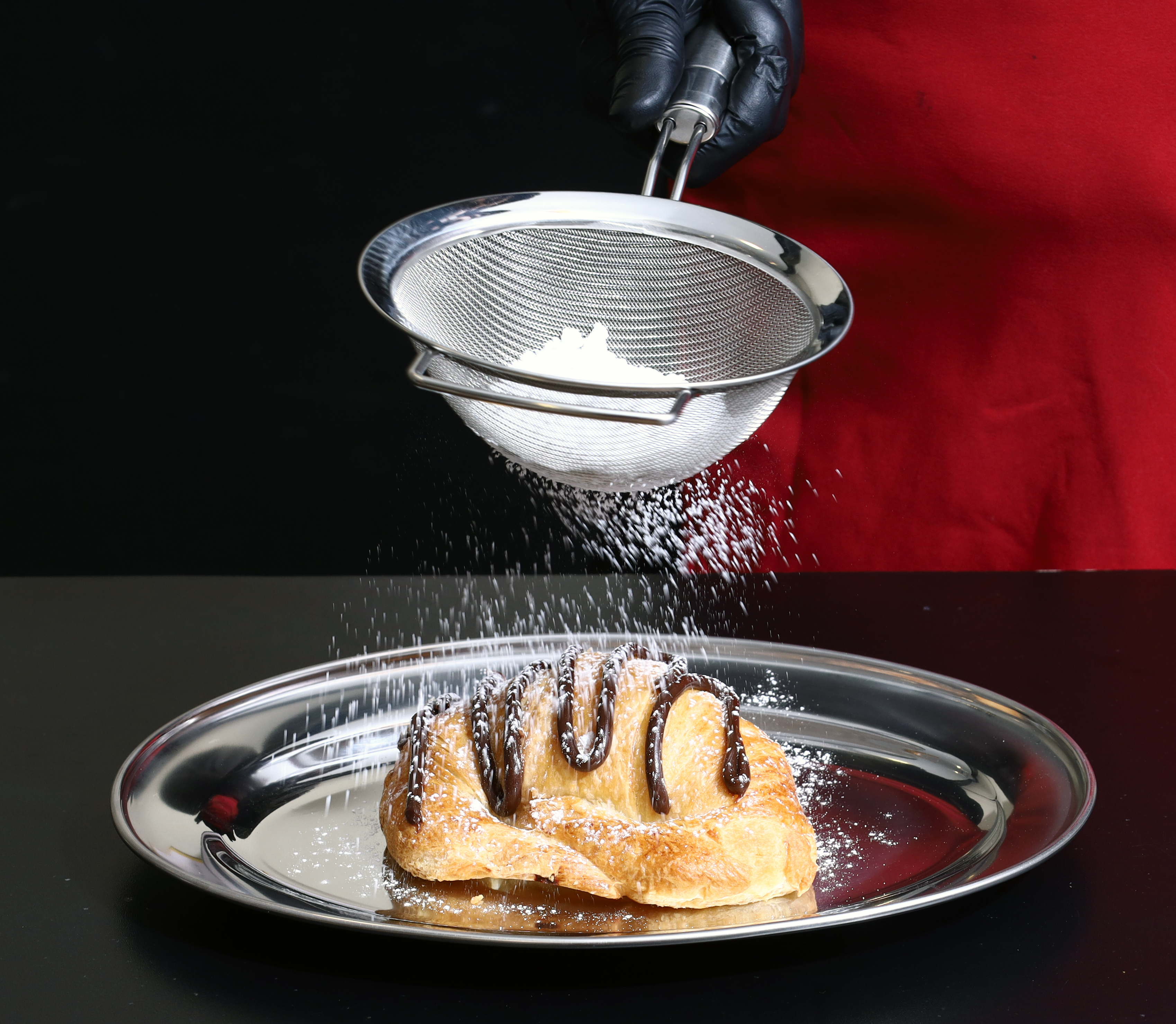 Buckingham Stainless Steel Fine Mesh Sieve with cook’s handle