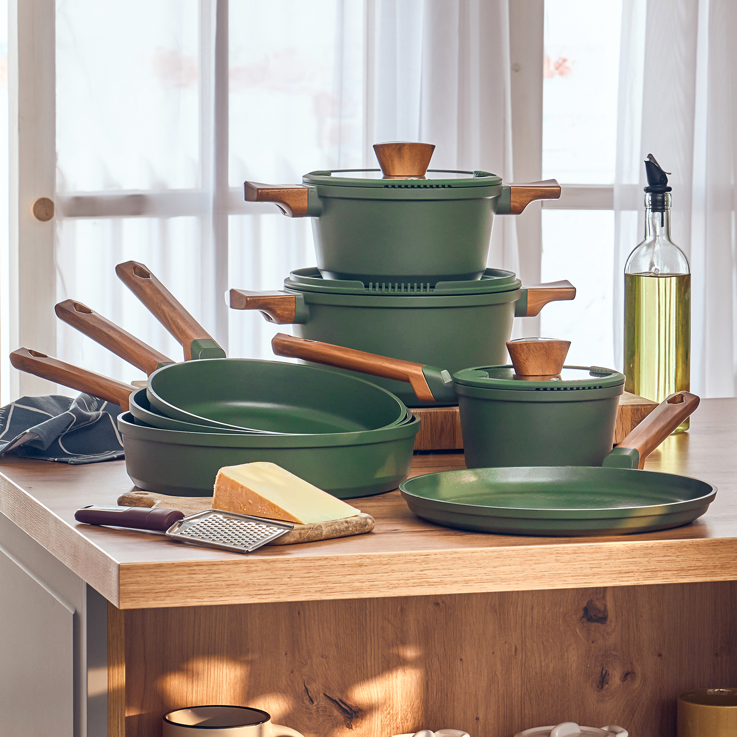 Sustainable cookware