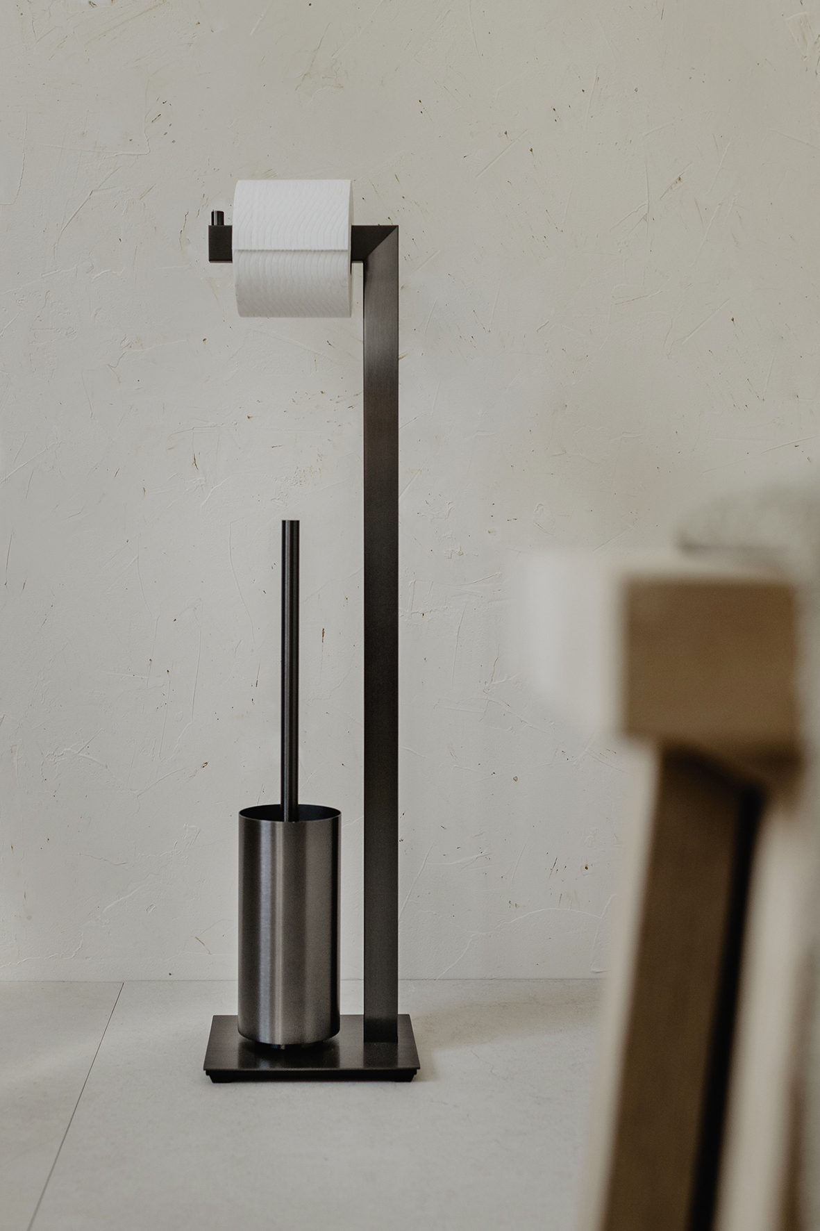 LINEA toilet butler, graphite