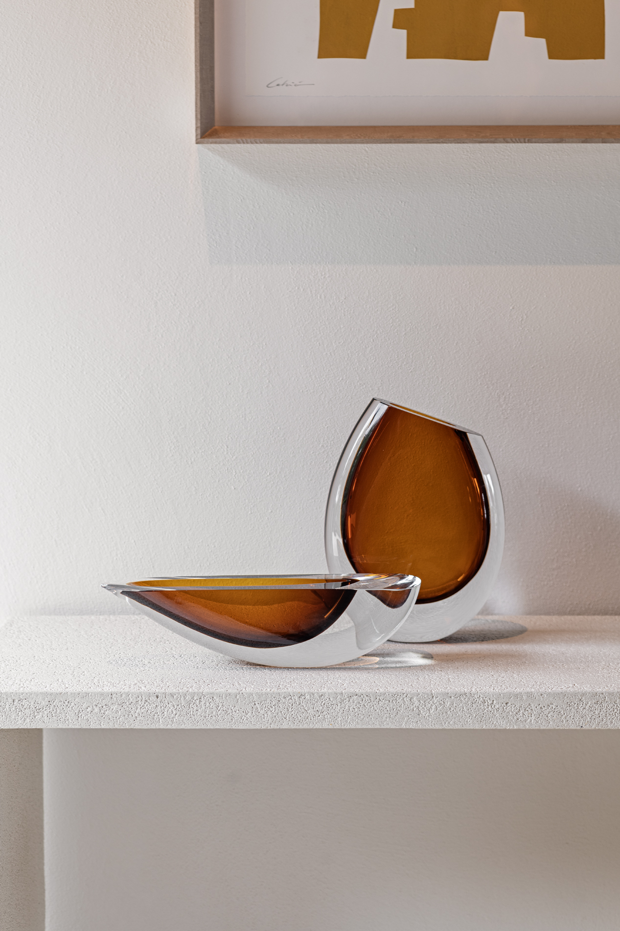 Unicolor vases