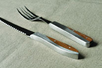 STEAK KNIFE