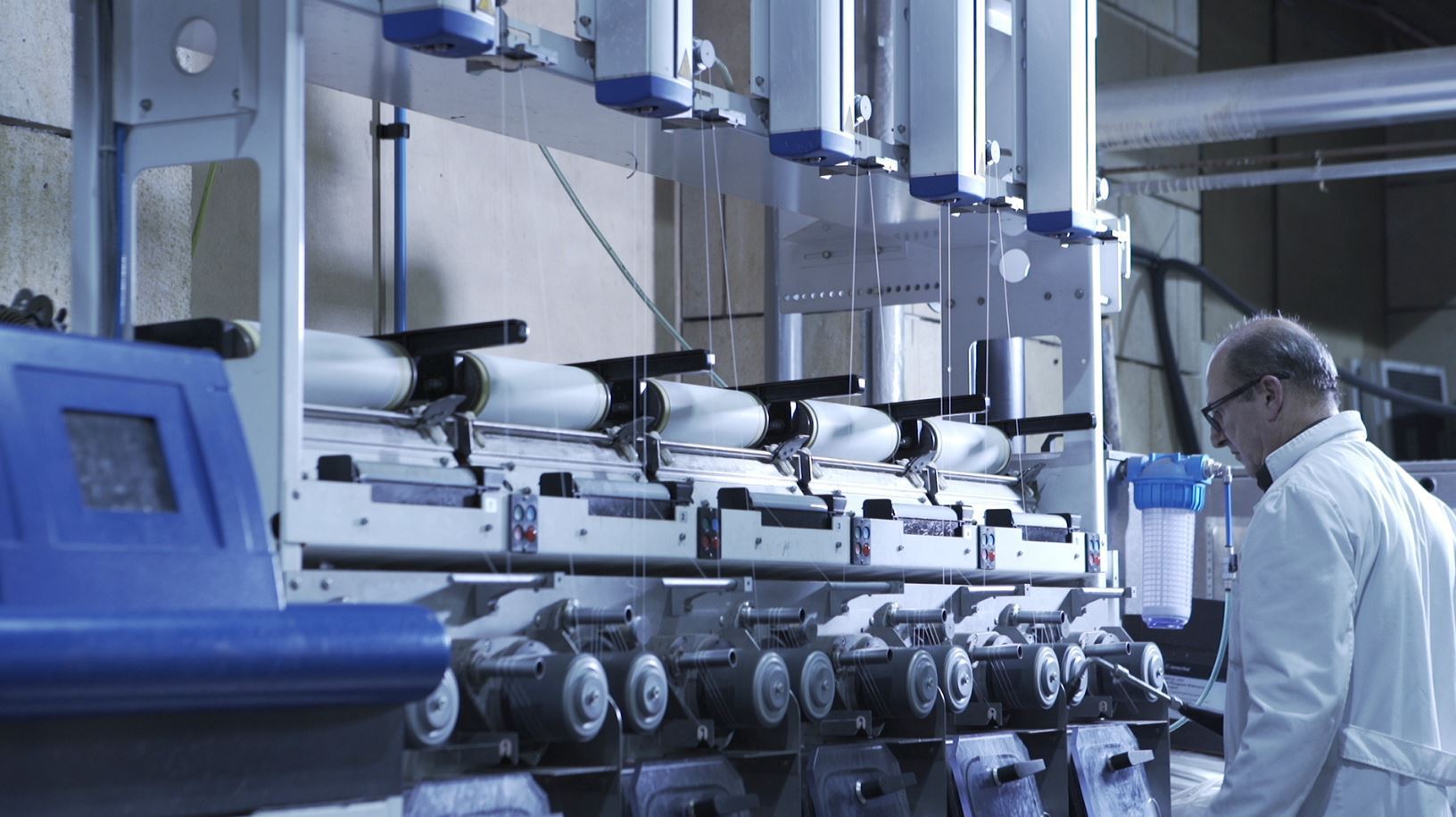 NANOTECHNOLOGY APPLIED TO TEXTILES. THE DEVELOPMENT OF FIBRES, SPINNING AND TECHNICAL WEAVING
