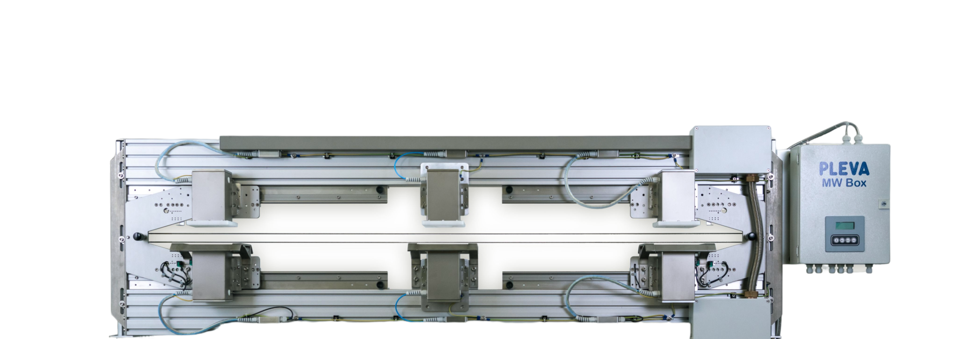 Microwave measurement for moisture and application