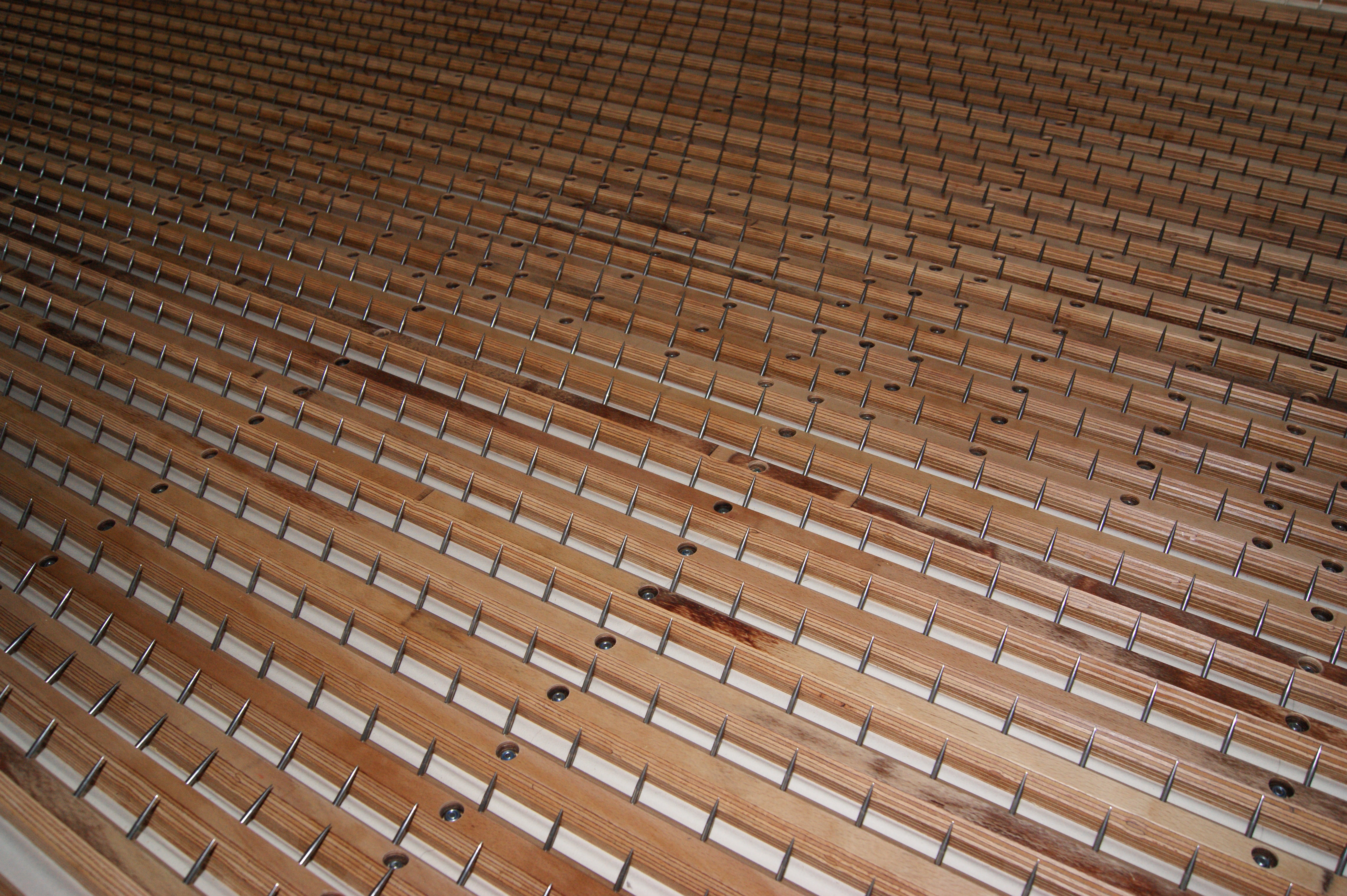 Wooden spiked lattice