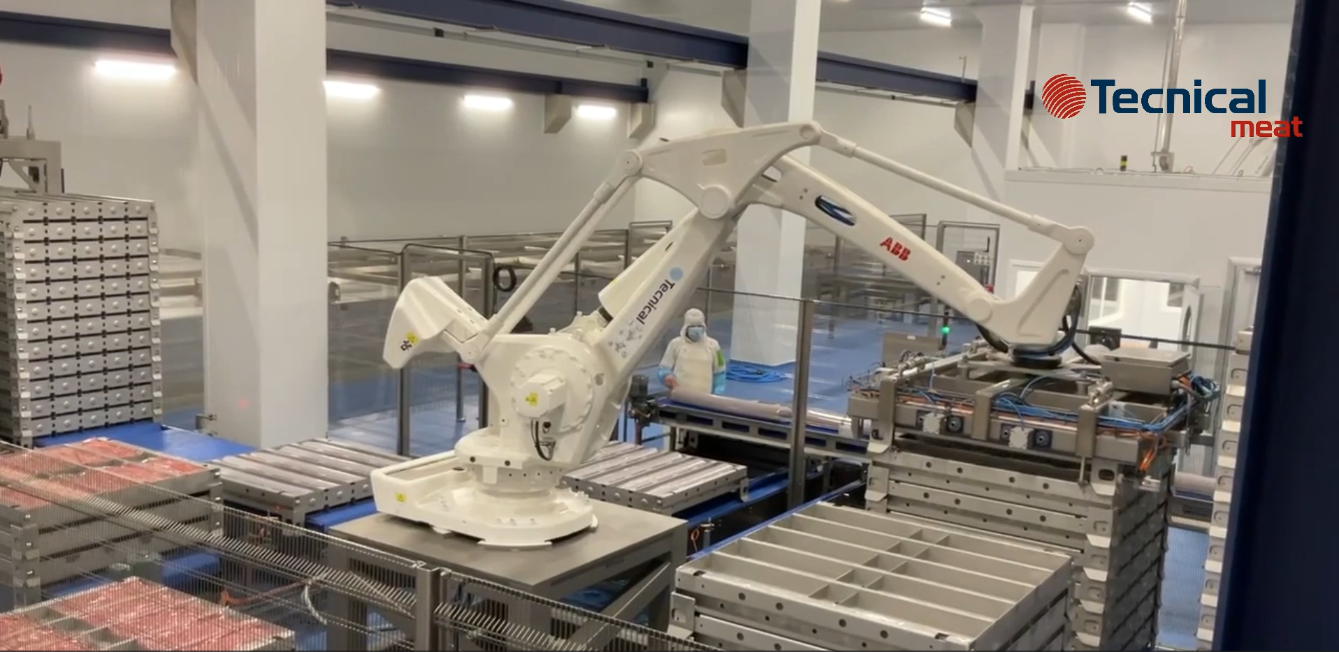 Automatic cooking line for cooked meat products