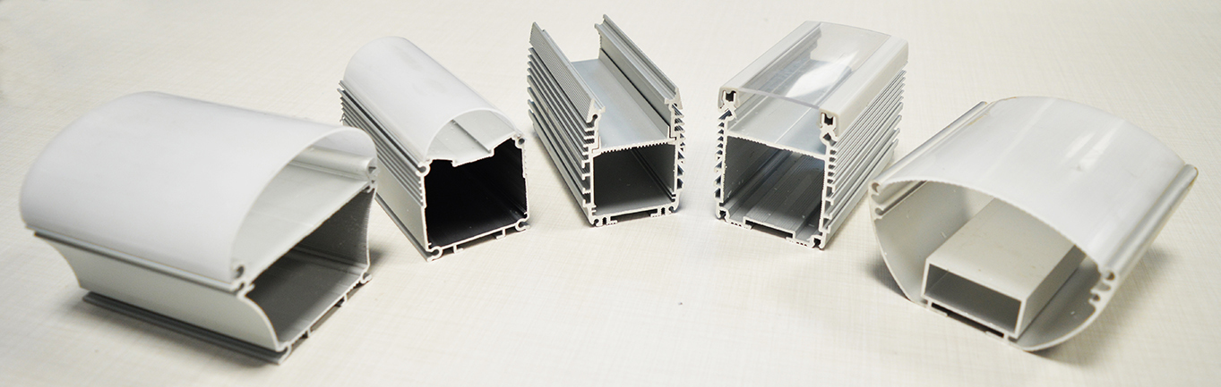 OUTDOOR LIGHTING CASES