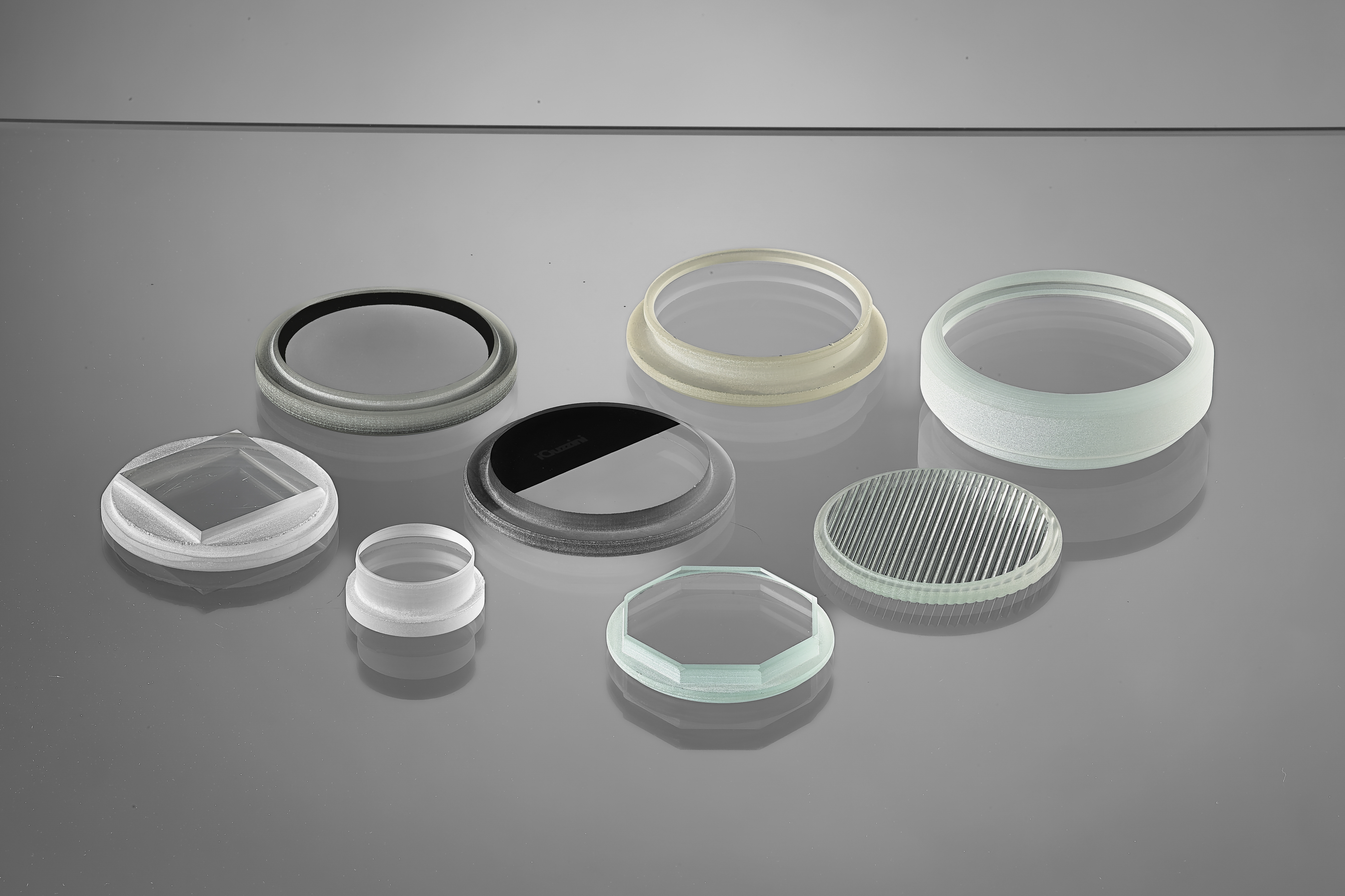 TEMPERED  SHAPED GLASS  DISCS 
