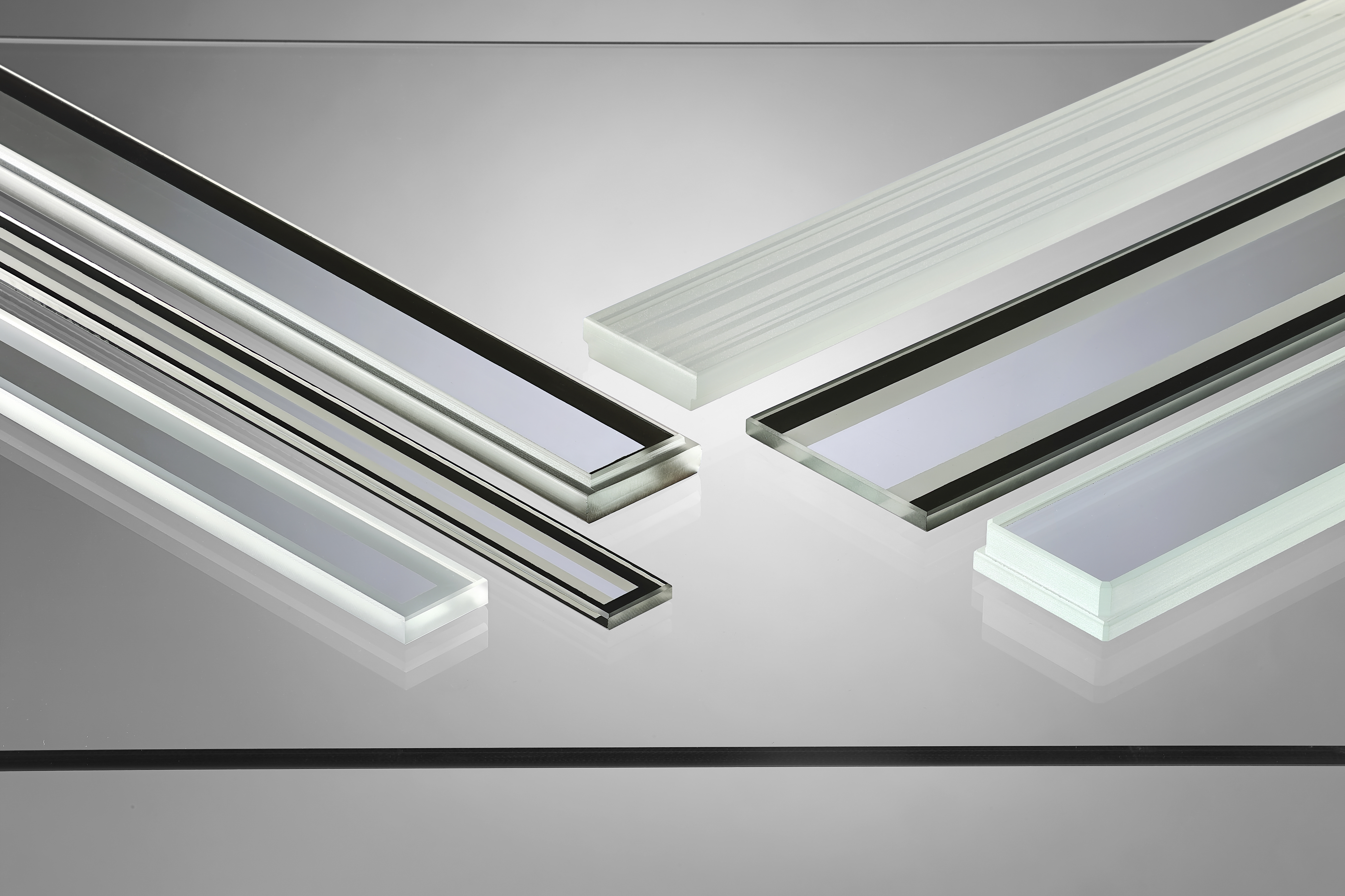 NARROW AND LONG GLASS SHEETS