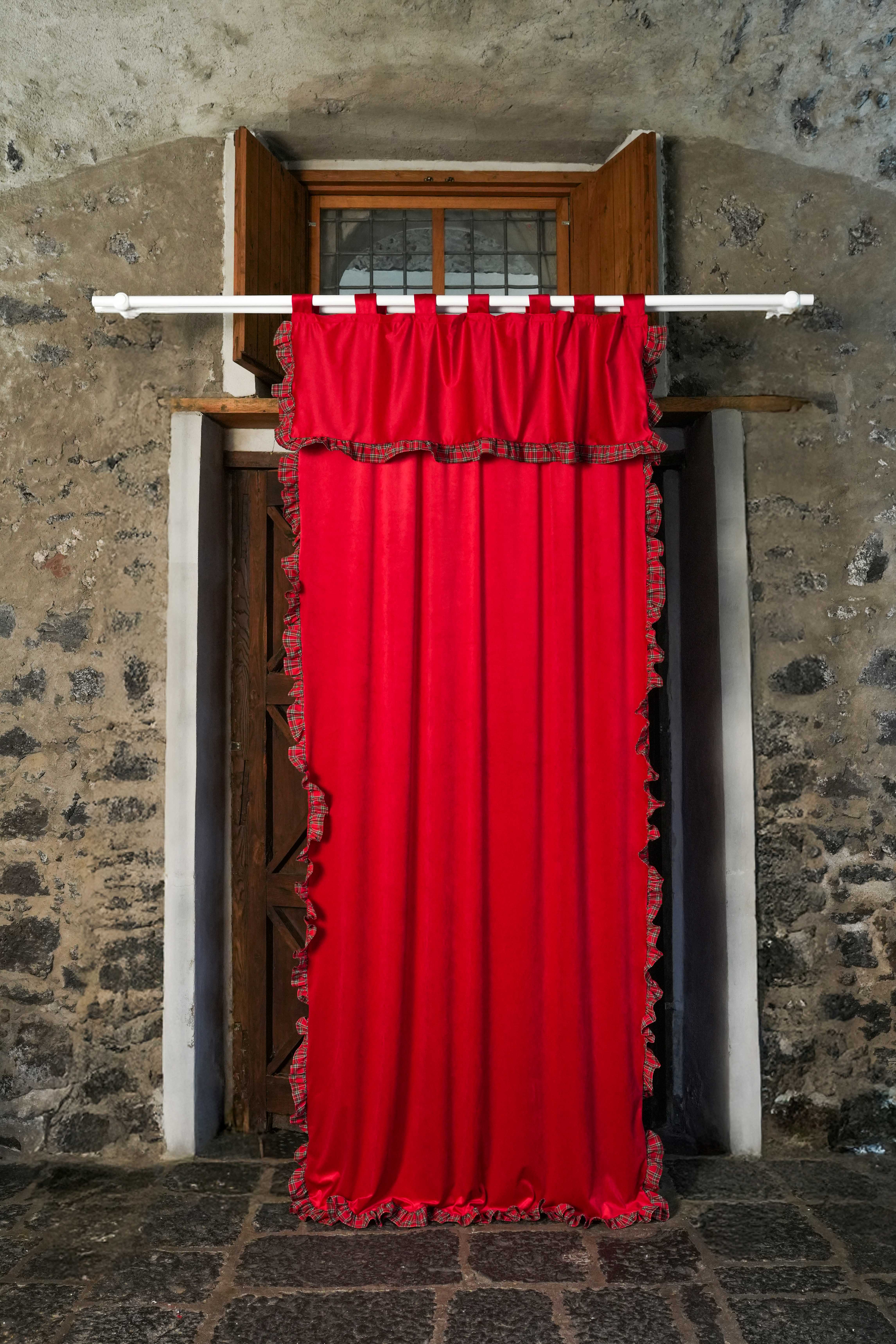 Bon Bon Curtain