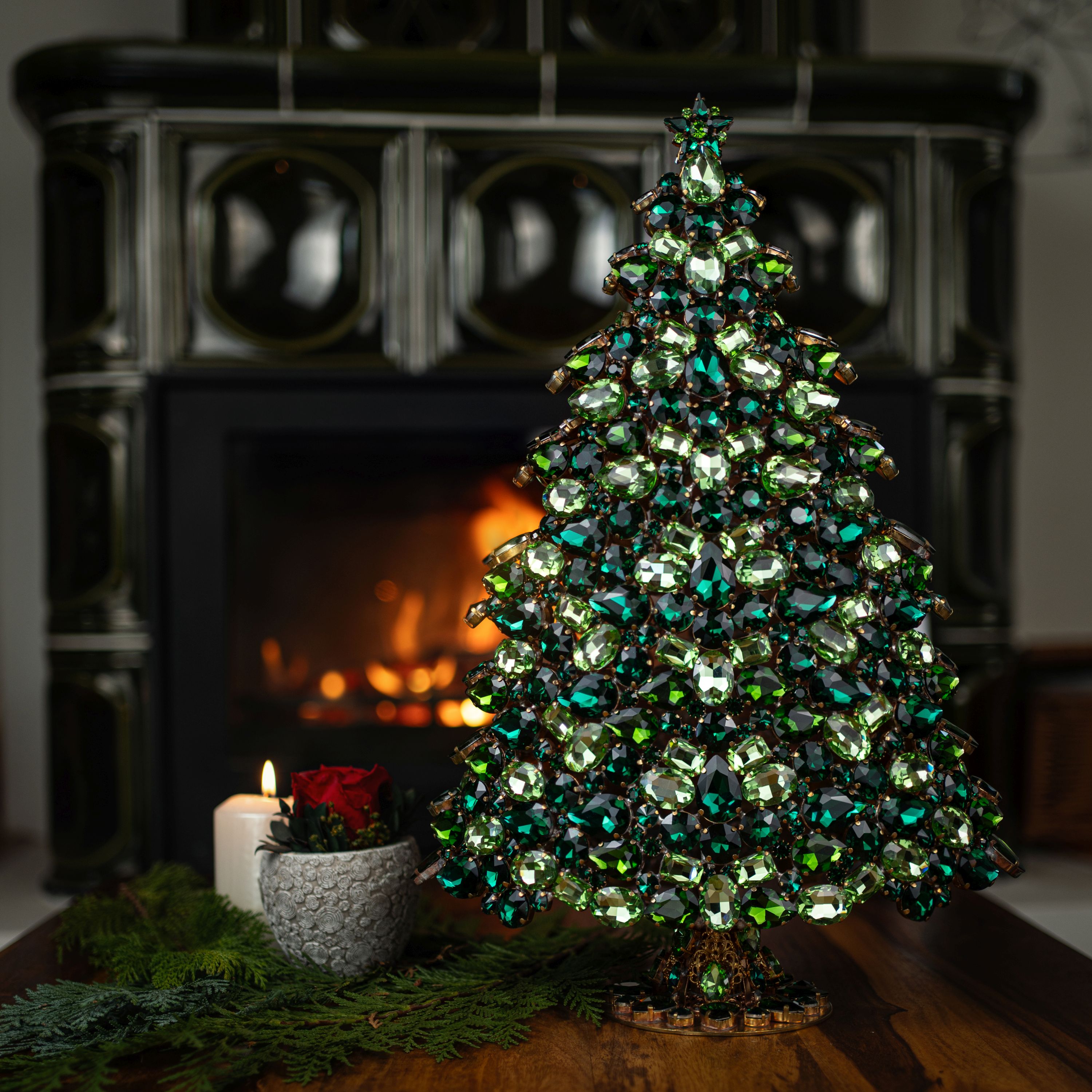 Festive Yule 3D Christmas Tree