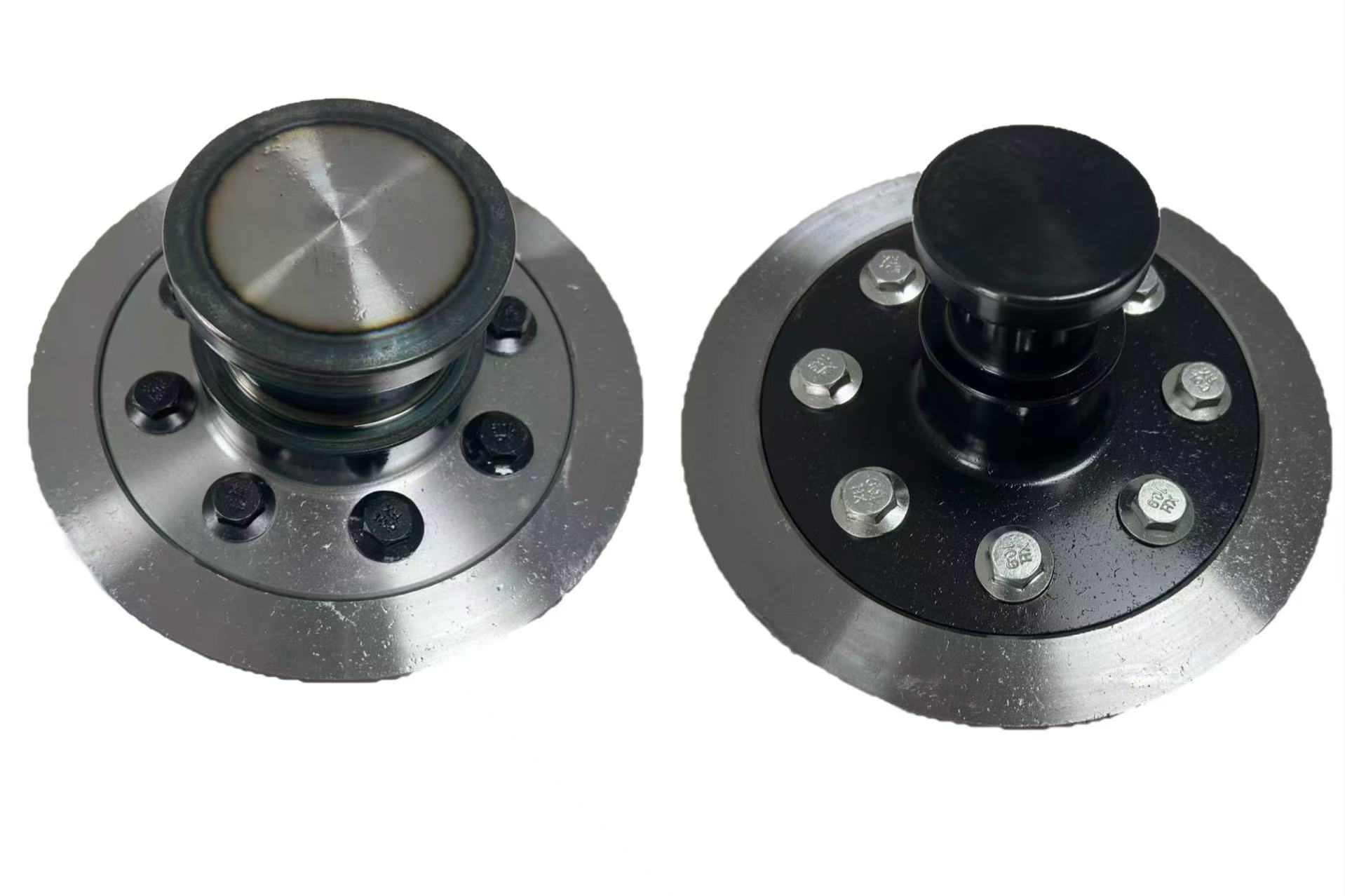 Saddle traction pin