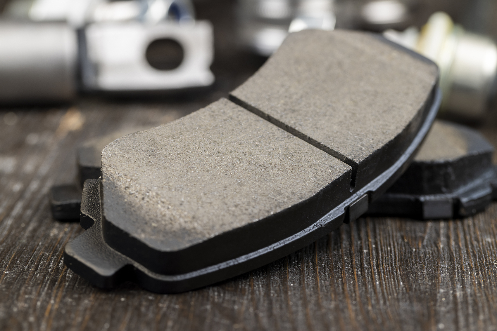 Semi-metallic Brake Pads