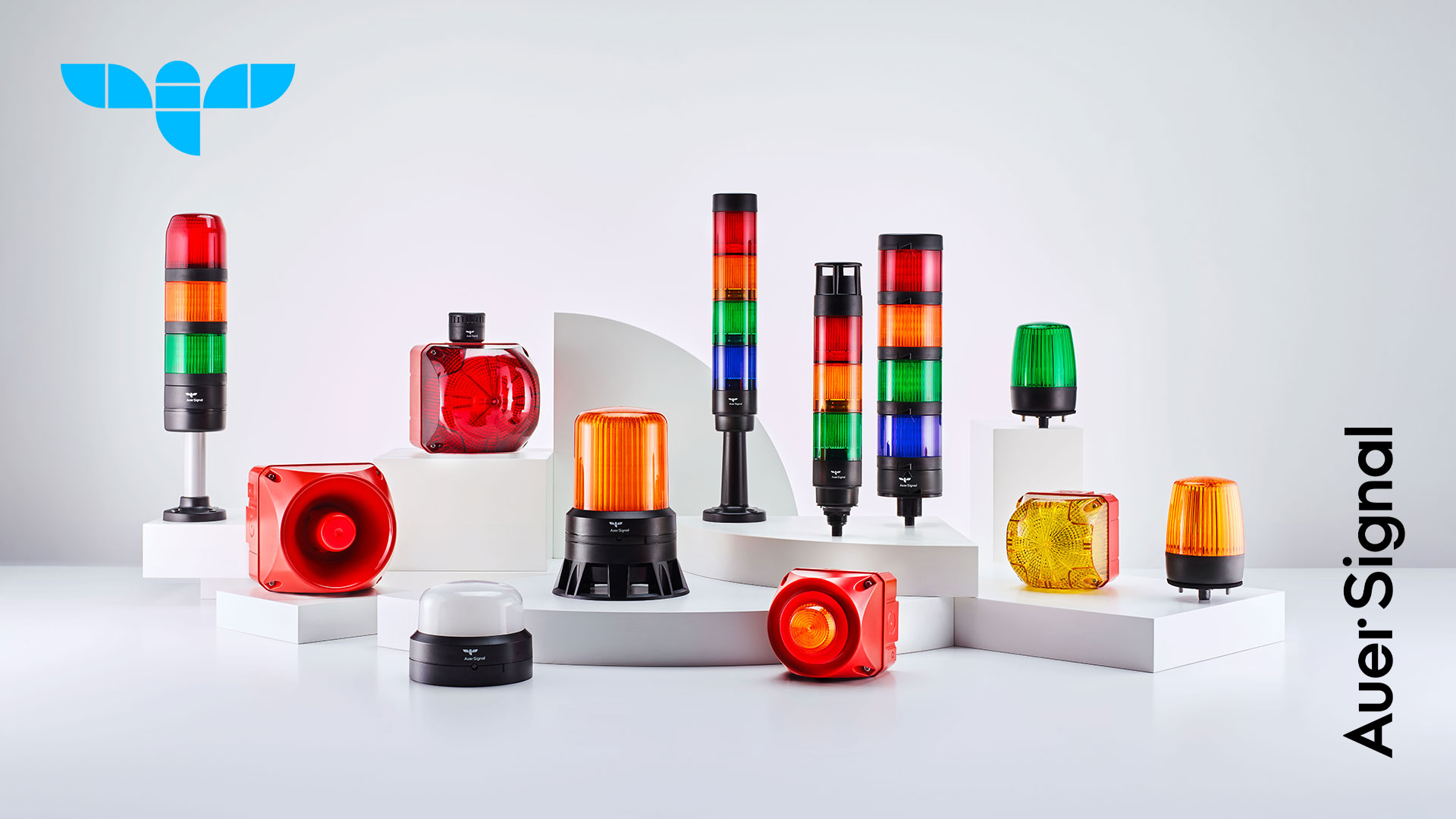 Leading signaling devices