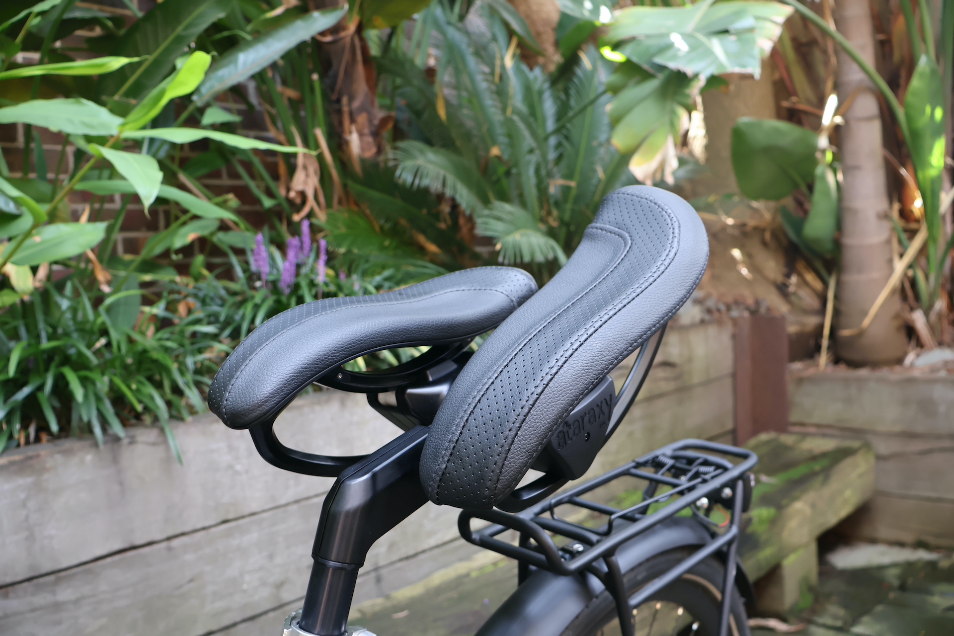 Bike seat stand online